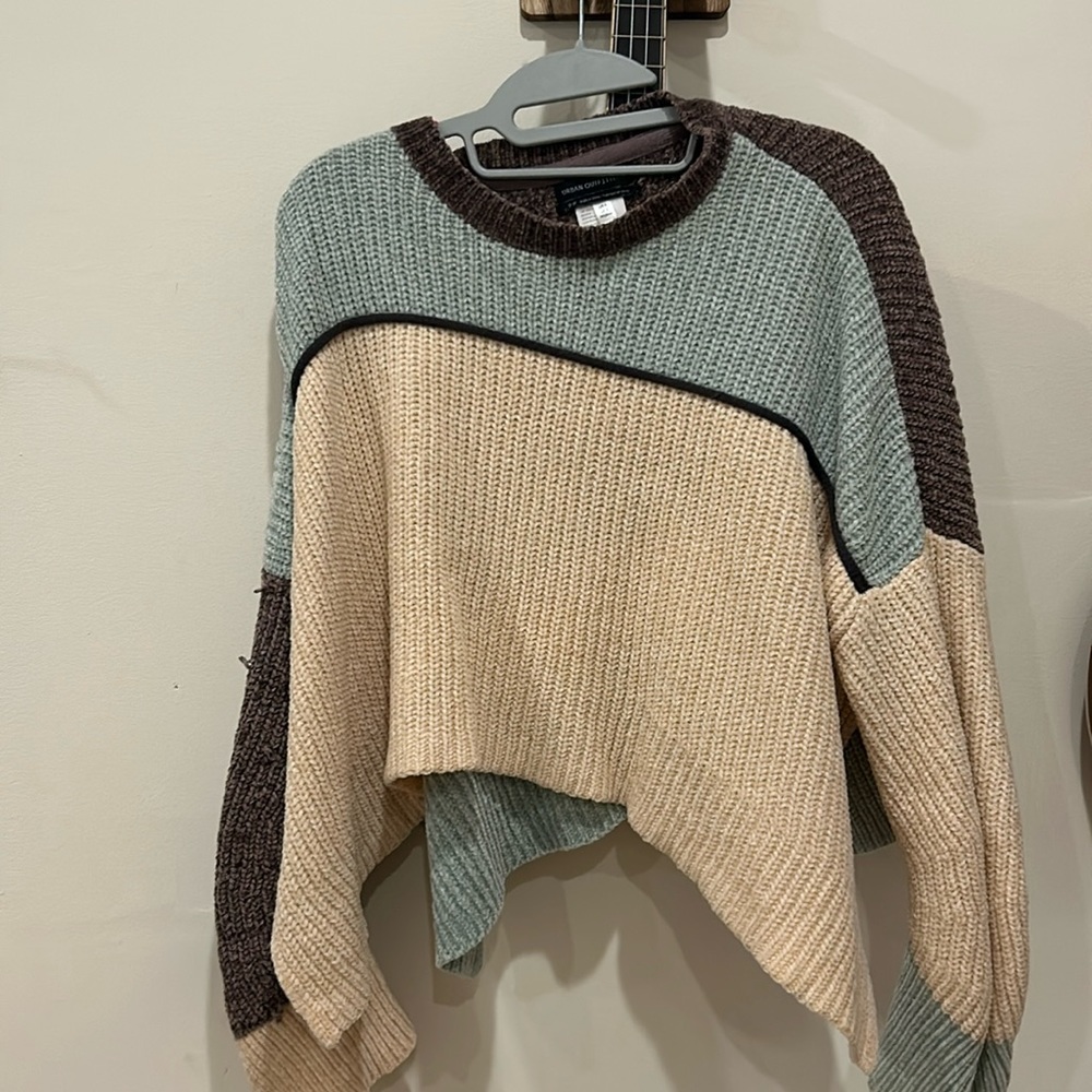 FINAL SALE! GOING TO PLAYOS CLOSET SUBDAY! NEW PRICE LISTED